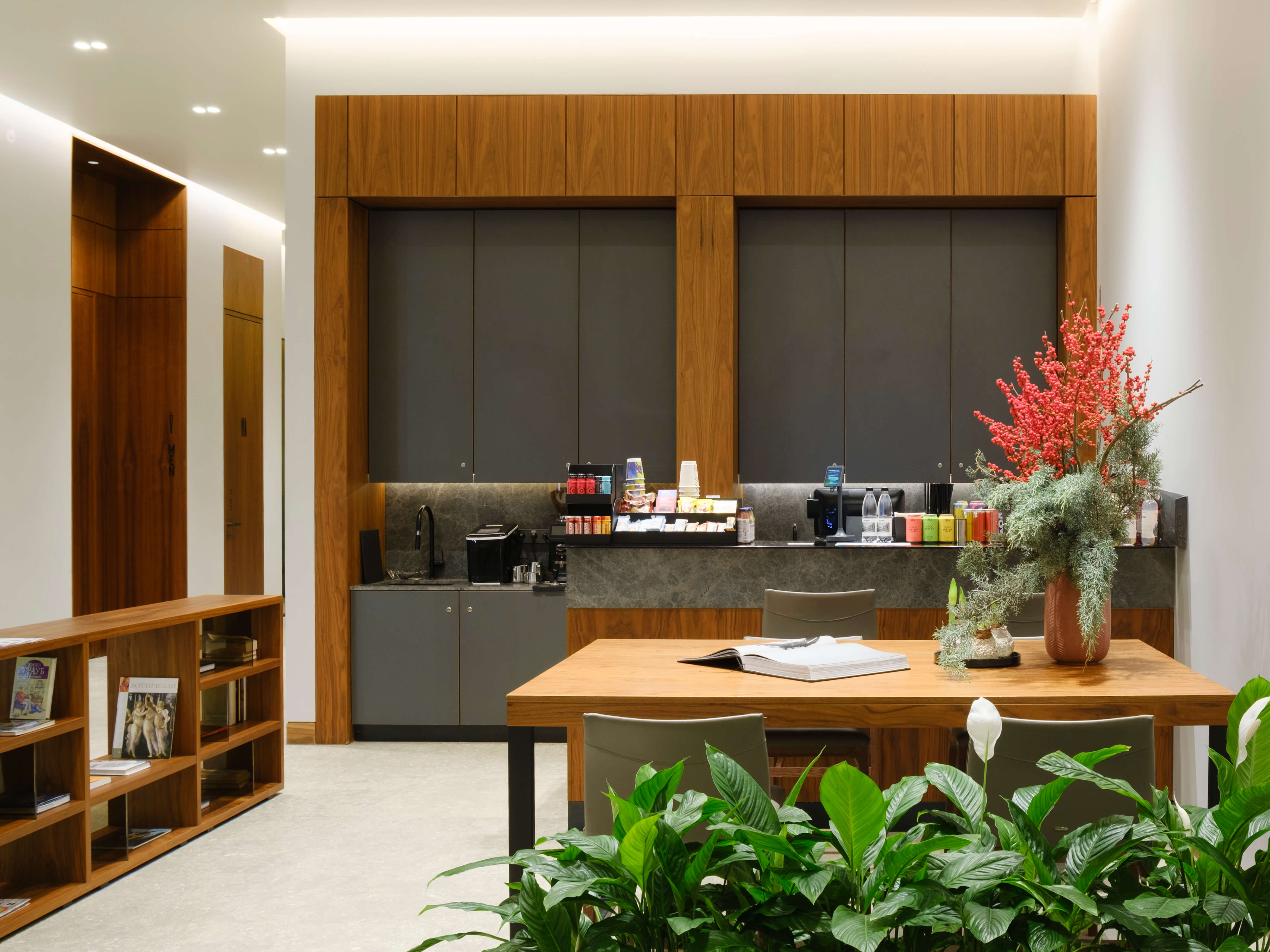 Norme Cafe с авторской кухней и specialty-кофе