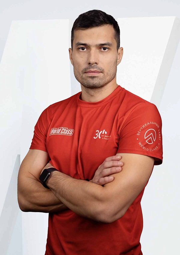 Руслан Ахмедханов