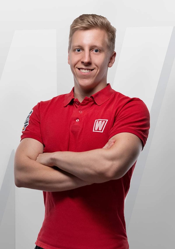 Жолтиков Роман