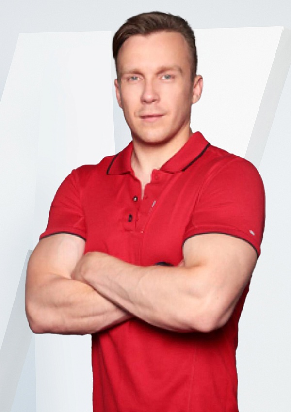 Максим Степанов