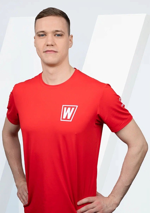 Семёнов Денис