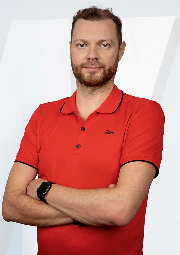 Константин Банас